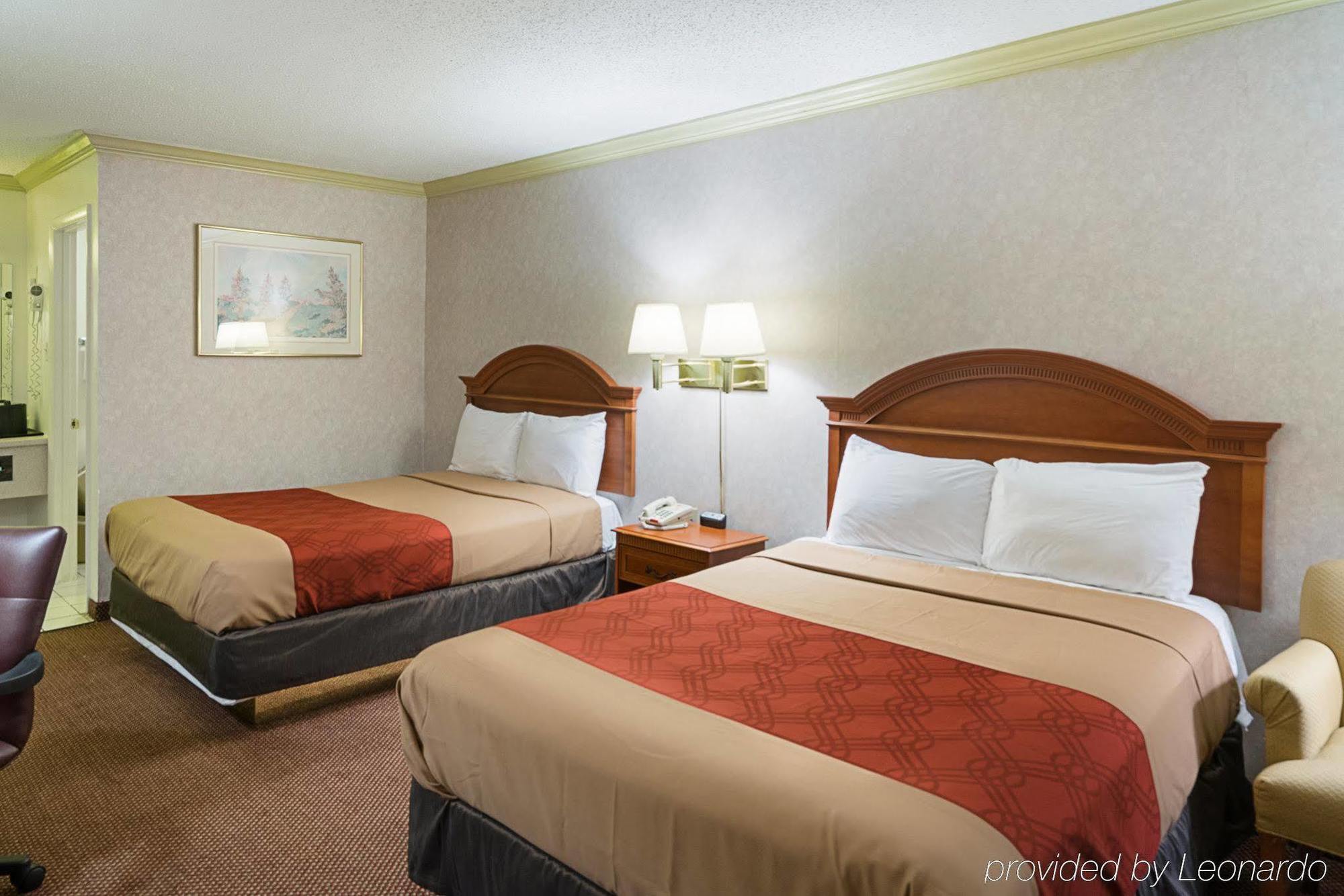 Econo Lodge Airport New Castle Exterior foto