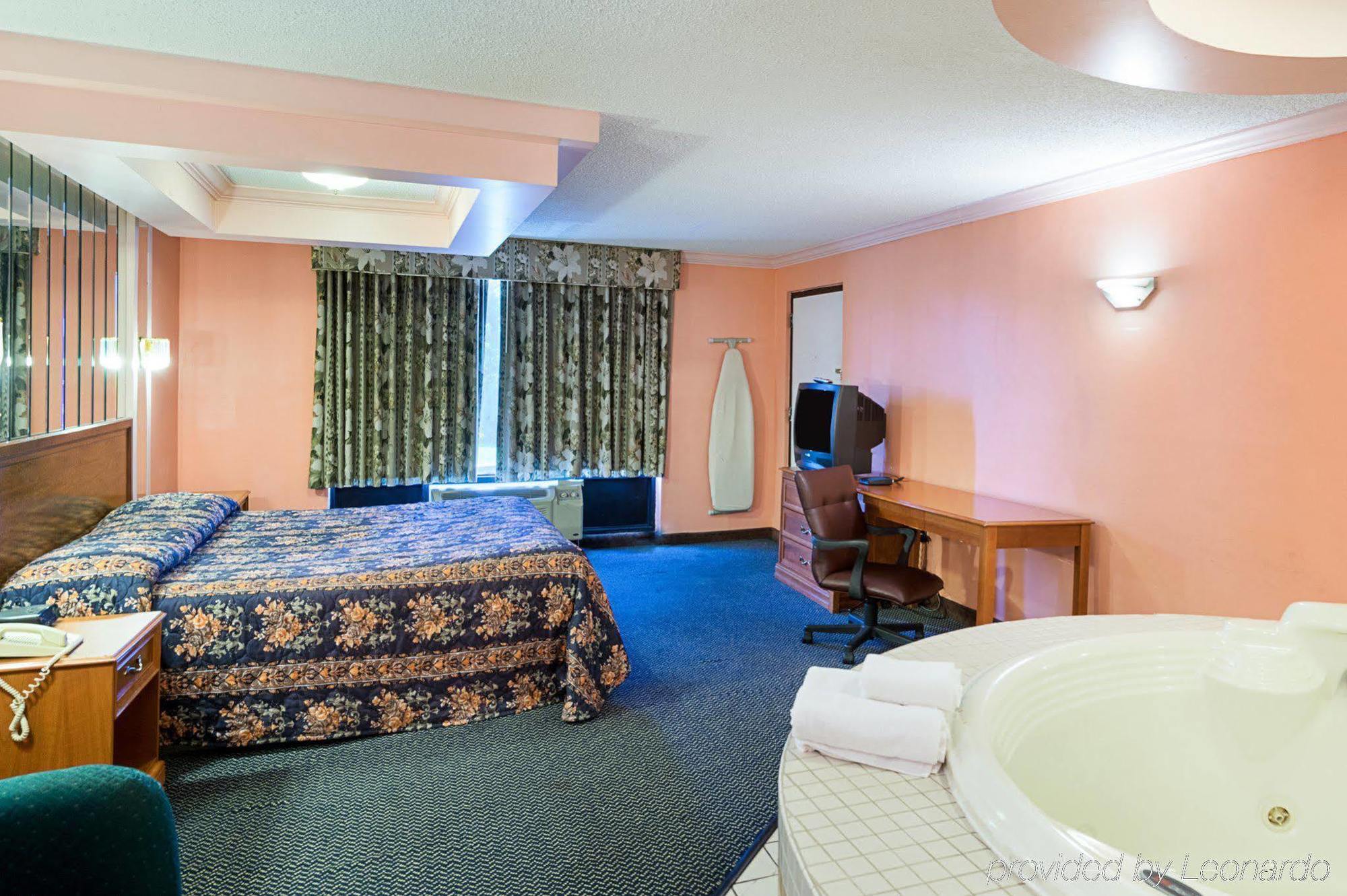 Econo Lodge Airport New Castle Exterior foto